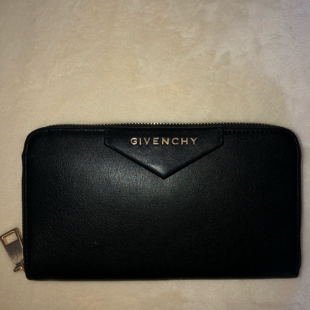 Givenchy Antigonia ZIP Wallet
